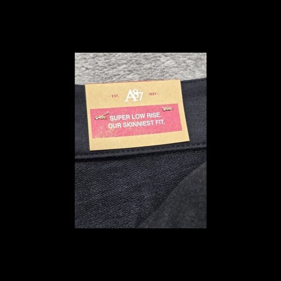 Aeropostale Lola Jeggings Womens L/G Super Low Rise Skinny Fit Stretch Black NWT - Picture 11 of 16